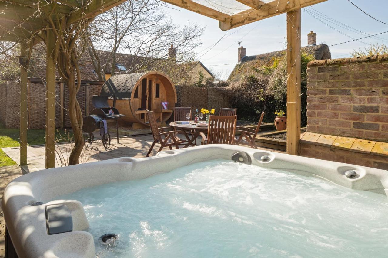 Lavender Cottage Thorndon Extérieur photo